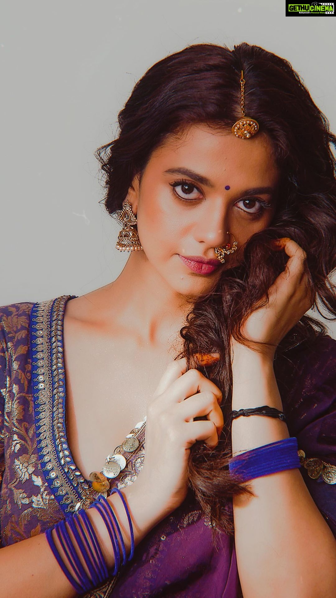 Shruti Sharma Instagram - सिमरूं मैं पी का नाम…..🌸