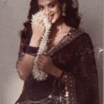 Shruti Sharma Instagram - ऐ हैरत~ए आशिक़ी… Shot by @shashi_nair_photography Styled by @sonamm1990 #oldsoul #retro