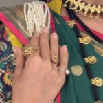 Shruti Ulfat Instagram - गौतमा बाई एक मजबूत इरादों वाली महिला थीं, जिन्हें अपने रीति-रिवाजों और परंपराओं पर बहुत गर्व था। वे मल्हार राव होल्कर की पत्नी और अहिल्याबाई की सास थीं। जहां वो एक कर्तव्यनिष्ठ और प्यार एवं देखभाल करने वाली थीं, वहीं वो अपनी परिस्थितियों के अनुरूप पारंपरिक thanks @dashami_official @aparnavp.woman @nitinpvaidya @ninadvaidya @nakhreywala जिन्होंने यह काम करने के लिए मुझे चुना है… Special Thanks @shrutiulfat ji जिन्होंने यह किरदार बखूबी निभाया है… #nidhichaurasia #reelsvideo #instagram #reelsinstagram #reels #viral #viralvideos #reelsindia #punyashalokahilyabai #greathistory #dashamicreations #bts #lastdayshoot Mumbai, Maharashtra