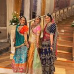 Shruti Ulfat Instagram - Vidya, Manisha and Kajal Bonding ❤️ Yeh Rishta Kya Kehlata hai new season starts 6th November, 9 30 pm on @starplus .. Do Watch ❤️ Vidya_yrkkh @shrutiulfat Manisha_yrkkh @shrrutirawatt Kajal_yrkkh @preetipurichoudhary