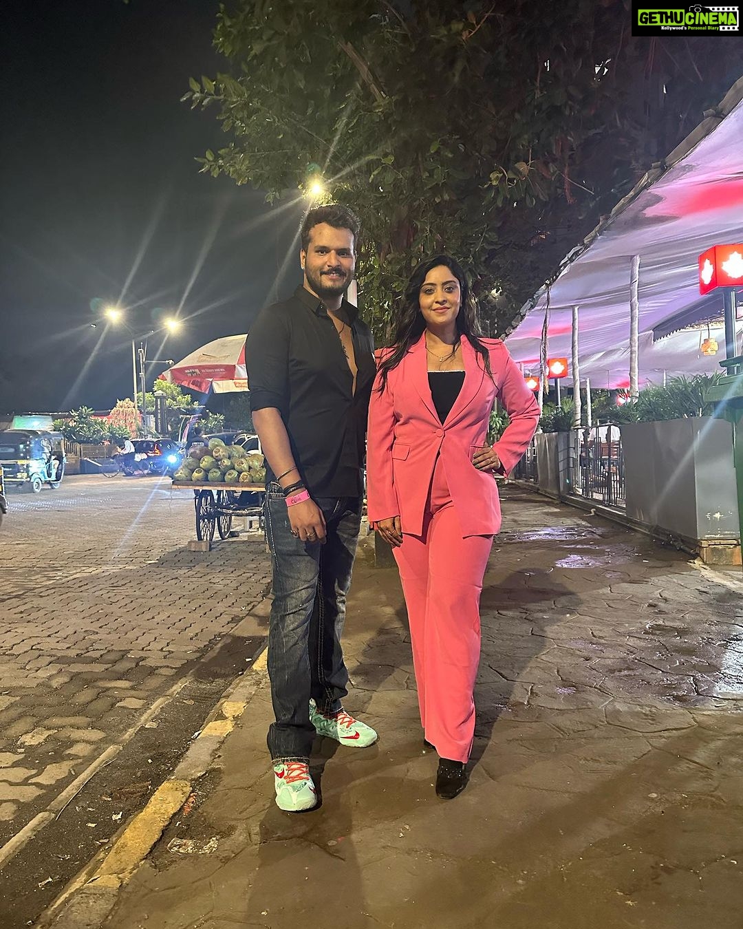 Shubhi Sharma Instagram - Hi friends @raaghavnayyar @rupa.koolsharma