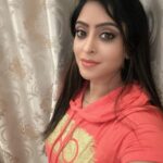 Shubhi Sharma Instagram - Good morning friends 🥰🥰 #shooting #time
