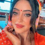 Shubhi Sharma Instagram - Good evening friends #saree #indian #look