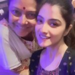 Shweta Bhattacharya Instagram – Day out with mother India😍❤️
#mymom 
#happyme 
#loveyou 
#enjoy 
#bestfriend 
#instagram 
#instagood 
#instadaily
