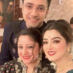 Shweta Bhattacharya Instagram - ❤️❤️ #lovelypeople #family #positivevibes #happyus #instagram #instagood #instadaily #instadaily