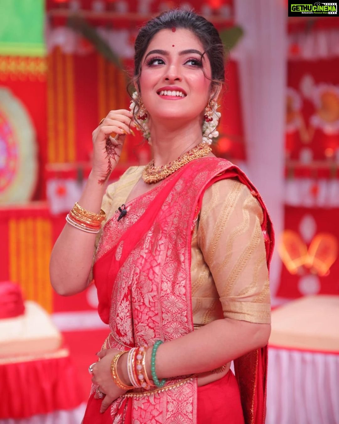 Shweta Bhattacharya Instagram - শুভ অক্ষয় তৃতীয়া 😍