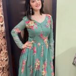 Shweta Bhattacharya Instagram - Birthday night er dress💃 1st one gifted by Maa & Baba 2nd one gifted by @rubel.official #lovethem #myworld #myhappyplace #instagram #instagood #instadaily