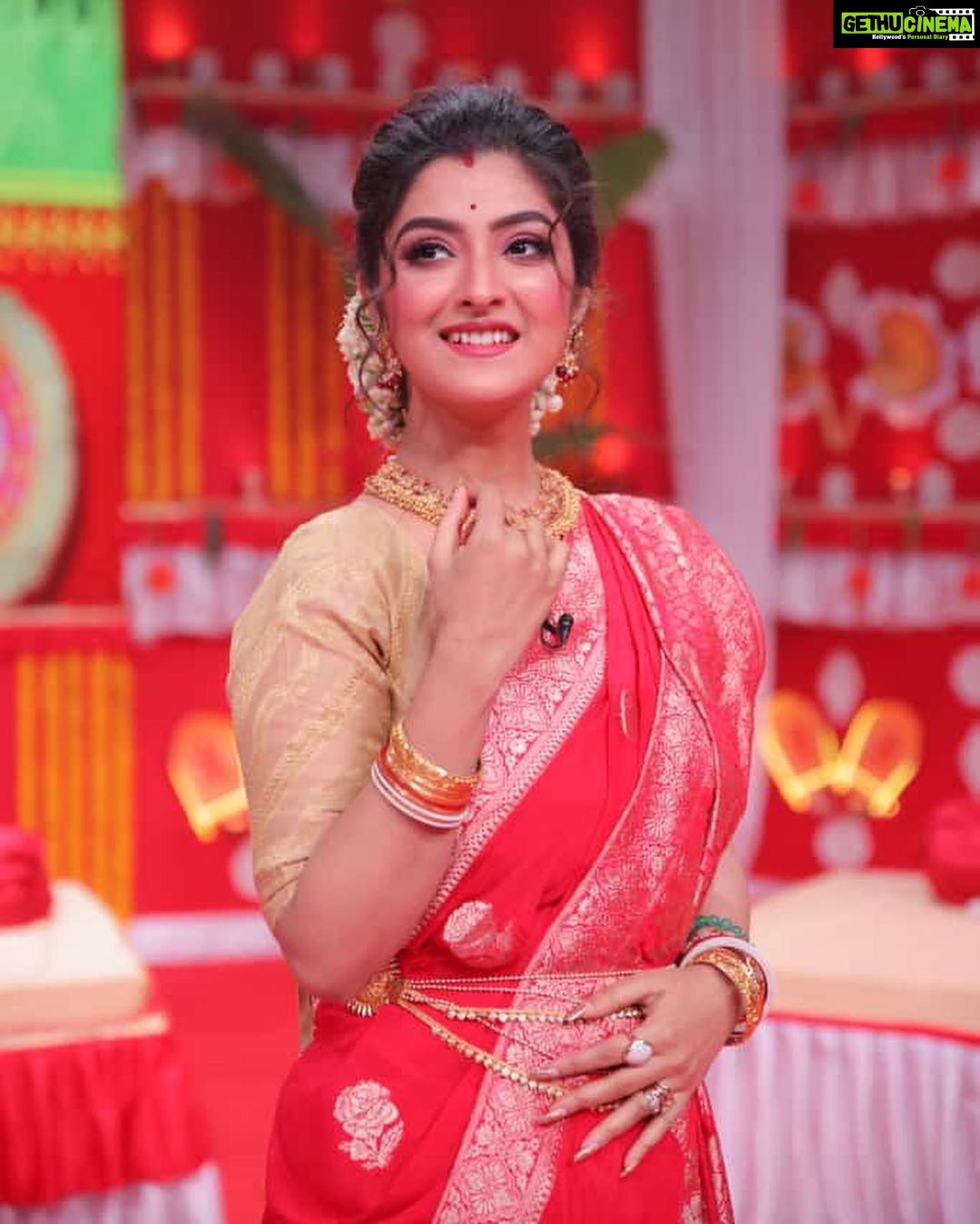 Shweta Bhattacharya Instagram - শুভ অক্ষয় তৃতীয়া 😍