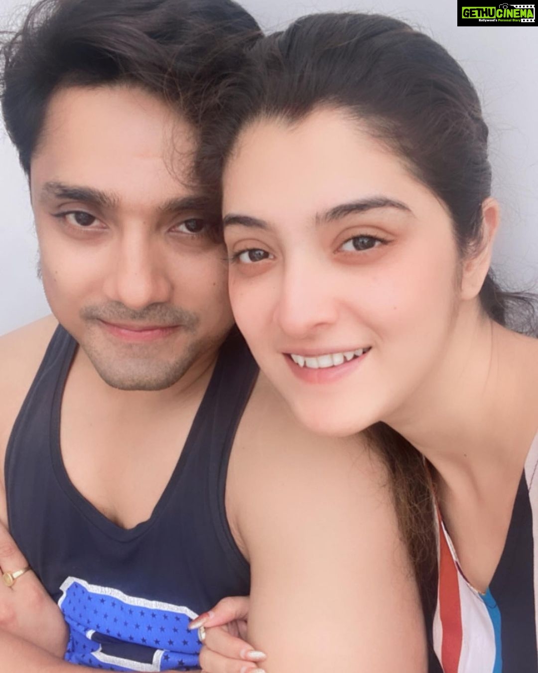 Shweta Bhattacharya Instagram - যদি বলি হ্যা হাসছি😍আমি শুধুই, তুমি আমার তাই ❤বলো ছেড়েতো দেবেনা কখনো মনের ভুলে 🥰 #loveyou #mylove #myhappiness #everything #us #instagram #instalike #instadaily #instagood