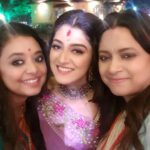 Shweta Bhattacharya Instagram – Zee Bangla sonar songsar ❤️
#zeebangla 
#positivevibes 
#lovelypeople❤️ 
#happyme 
#us 
#instagram 
#instafashion 
#instalove