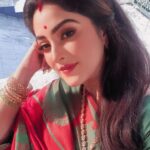 Shweta Bhattacharya Instagram – People find many ways to 
  HURT YOU
Make sure you find many ways to be
  HAPPY AGAIN 👍🏻
#mylife 
#myworld 
#instagram 
#instagood 
#instadaily 
#instalike