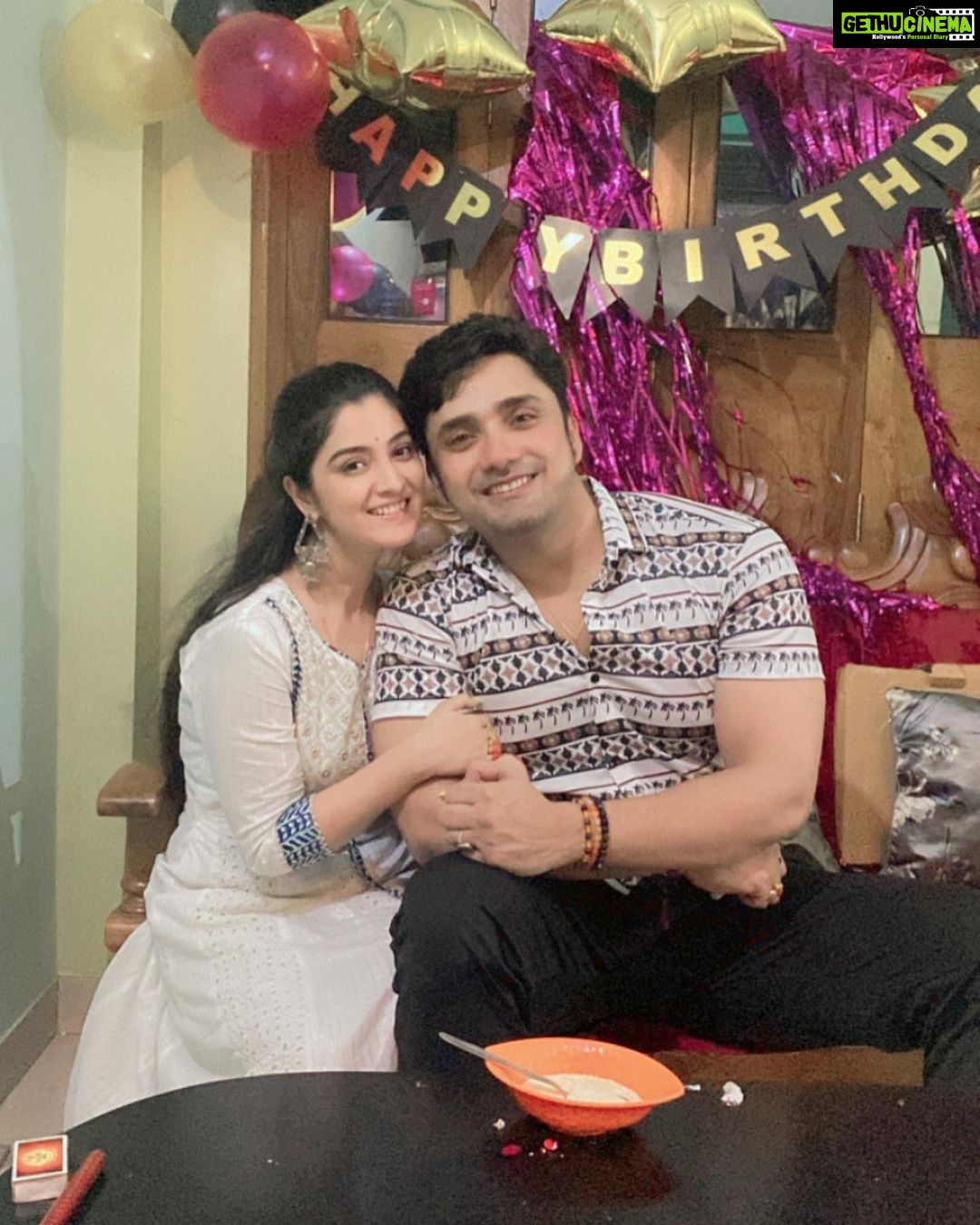 Shweta Bhattacharya Instagram - My love for you is taller than the Sky And wider than the galaxy❤️ HAPPY BIRTHDAY BABAI🎂🎂🍰🍰🍫🍫…Love you so much😍😘🥰
