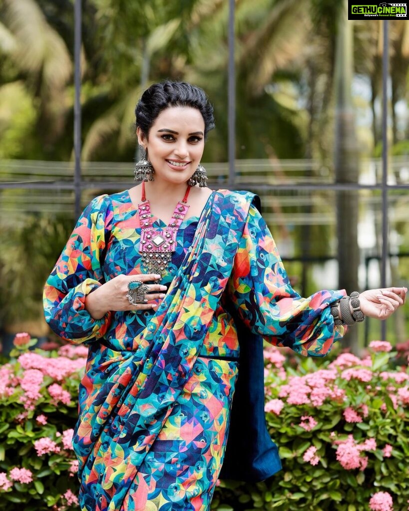 Shweta Menon Instagram - Stylist : @tharunya_vk Wardrobe: @la_sirene.designs Accessories: @seeruscollections Finger ring : @dira_collections_ MUA : @abilashchickumakeupartist Shots : @paper_plane_wedding