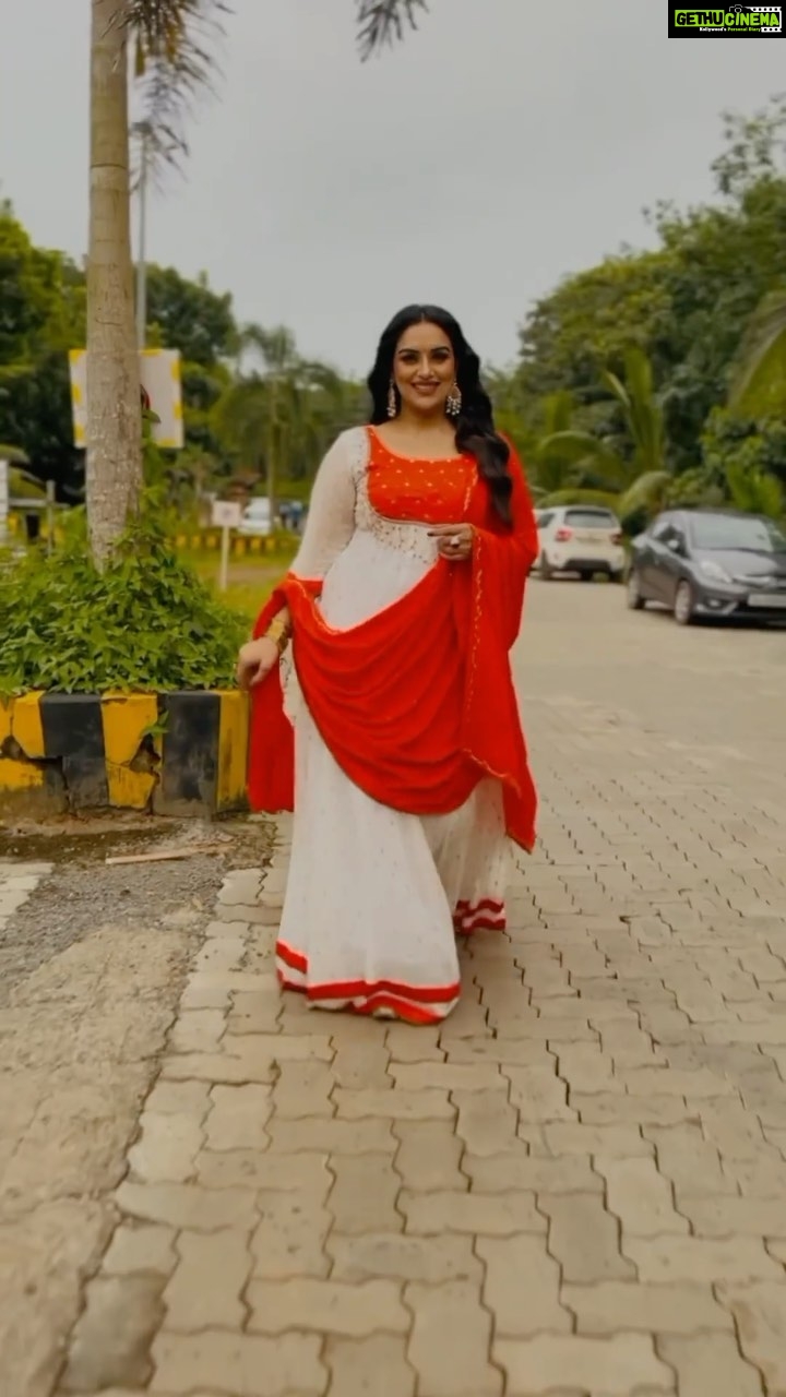 Shweta Menon Instagram - Stylist : @tharunya_vk Wardrobe: @rubymistboutique MUA : @sijanmakeupartist Accessories: @planetjewel