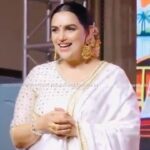 Shweta Menon Instagram - പാവം മാവേലിക്ക് ഹഗ് കിട്ടിയില്ല 🤣🤣 #swethamenon #manojkjayan #kbganeshkumar