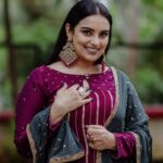 Shweta Menon Instagram - Stylist : @tharunya_vk Wardrobe: @silkyarns Accessories: @dira_collections_ MUA : @abilashchickumakeupartist Shots : @vysakhvyga_official Kochi, India
