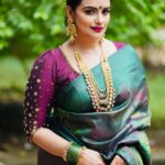 Shweta Menon Instagram - Stylist : @tharunya_vk Wardrobe: @silkyarns Accessories: @planetjewel MUA : @avinash_s_chetia Clicks : @mr__photophile