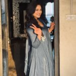 Shweta Tiwari Instagram - Day 7…Kaalaratri maa🙏🙏🙏 Style by @sohail__mughal___ @stylingbyvictor Outfit @suidhaagabyshweta Accessories @@sakkshamsilver
