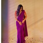Shweta Tiwari Instagram - Style by @stylingbyvictor @sohail__mughal___ Assisted by @styleby_antara Saree @vastra_by_ps @dewandbloom Earrings @aurumdestinationjewels Neckpiece @rubans.in Ring @kushalsfashionjewellery