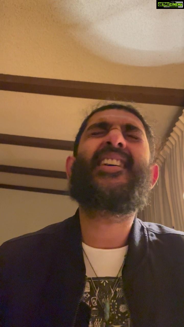 Sid Sriram Instagram - Re-harmonising songs is fun. Here’s Srivalli Mumbai, have you gotten your tickets for the show at @nmacc.india on 25th November? (Link in bio) With this show being a homecoming of sorts, I’m going to make it feel like a journey through my life. Have a few surprises planned All love