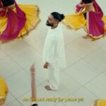 Sid Sriram Instagram - A few announcements/updates/reminders. MUMBAI: on November 25th we’ll be doing the first ever performance of SIDHARTH in Asia at the Grand at @nmacc.india. Have you gotten your tickets yet? (Link in bio) Fans of the SIDHARTH album from Toronto and MTL, I have a special announcement coming on Wednesday. Sign up at the link in my bio (it’s the 2nd one in the list) to be the first to get the update. Clip is from the Do the Dance music video dir. by @bytanima All love