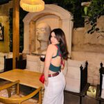Sidhika Sharma Instagram - Be grateful 🌸 One8 Commune