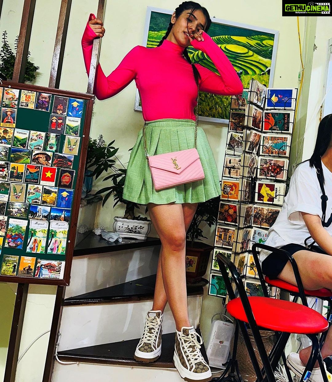Sidhika Sharma Instagram - #vietnamtravel🫶❤️