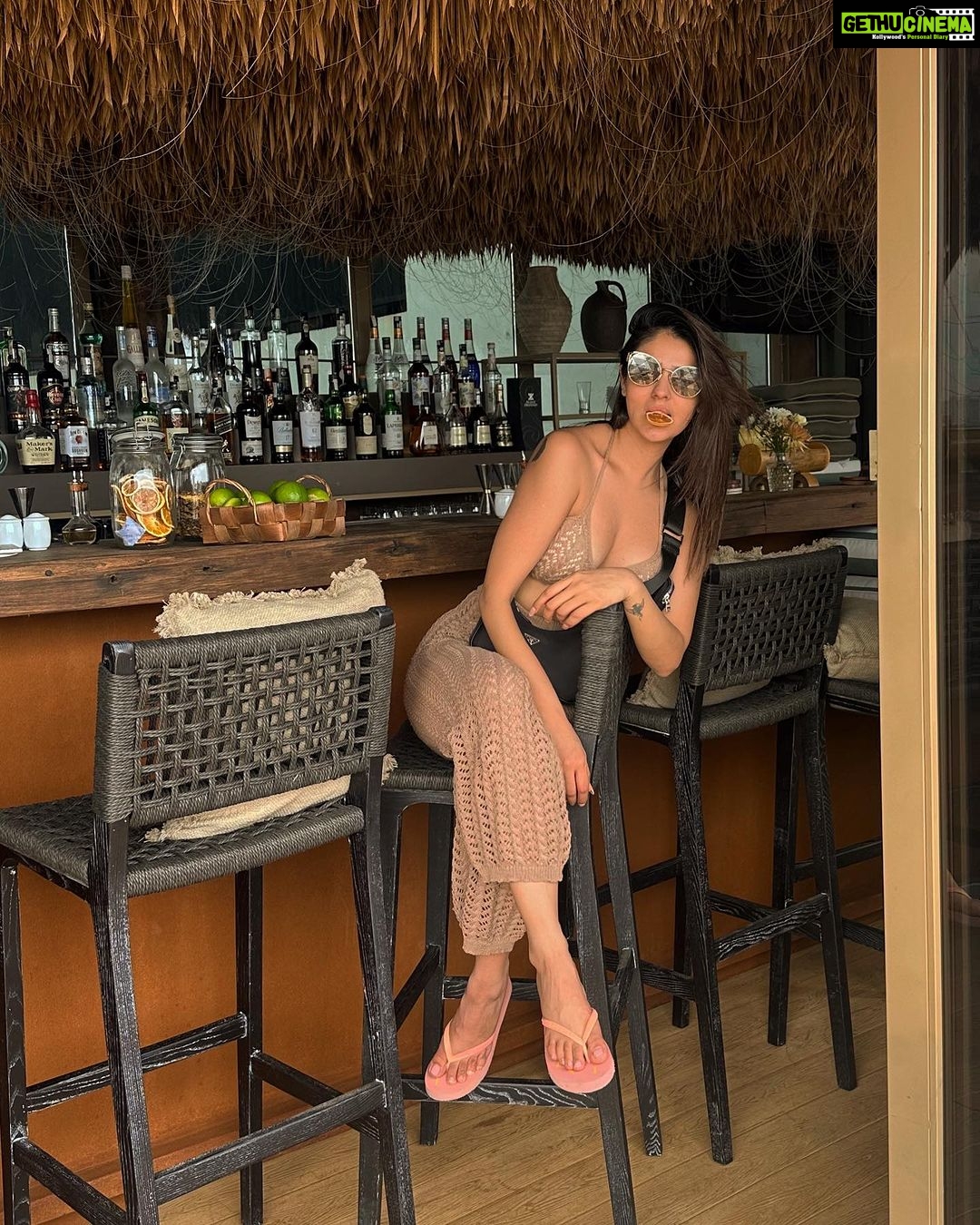 Sidhika Sharma Instagram - Caption pls π«Άπ Hanoi, Vietnam