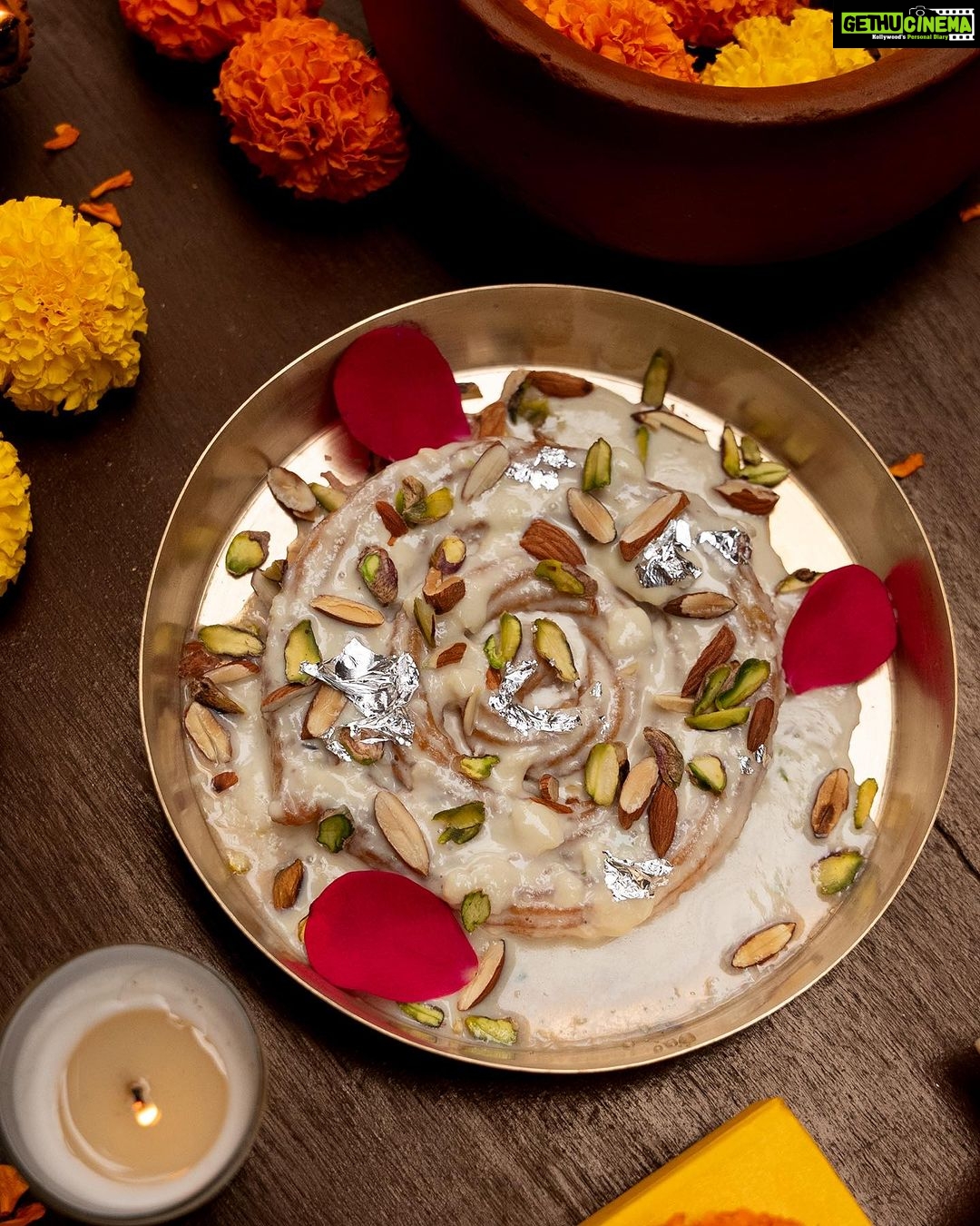 Simple Kaul Instagram - To all my friends & insta Family A HAPPY DHANTERAS To all my friends & our guests who wait for the DIWALI DESSERTS always , they are here . “Rabdi and churros” being my favourite. “Gulab jamun cheese cake” is just Wow ! And “phirni” is such a flavourful Delight ! At @1bhkmumbai & @1bhkvashi starting tomorrow for whole one week !! Wearing : @janasyaclothing #diwali #happydiwali 1BHK