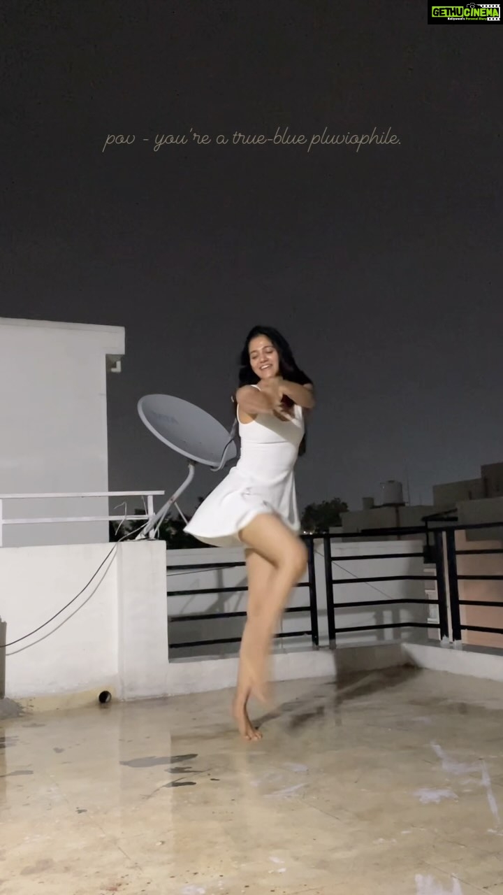 Simran Choudhary Instagram - I’ll always be the girl who finds a moment to dance in the rain 🌧️ #ImpromptuDanceParty . . . #simranchoudhary #dancingintherain