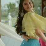 Simran Natekar Instagram - રાધા વગર કાનો તો અધૂરો જ લાગે ને… #jaishreekrishna_film coming soon in the theatres near you. @dothardeik @simran.natekar @devarshishah7 @rj_akashh @actorprashant_barot @morli_patel_actor @myrjcharmy @shah.jaimil @sonali_lele_desai @manandave247 @rajan_thakar @xiddharth @itskishangadhavi @neerajshridharofficial @bhoomitrivediofficial @ashkinglive @bhargav_purohit @nilaysays @nair_ishaa @raj_darbar @jeenal_kapdi_official @kaushalhastwala @musicwaala @raovivekmuzick @aarchit_infinity @neelimasharma99 @dawatvenu_vfx @vaishvi_prajapati @creatika_studios @anandshah.1019 @ronak.rachchh @niravmanek57 @ankurgagandeep @sayyedaaqib @prashant.sg @vandanshah1981 #રાધાઆવેછે #krishnaiscoming #radhaiscoming #simrannatekar #devarshishah7 #dotverse #dotpeliculas #jaishreekrishnathefilm #gujaratifilm #gujaratimovies #gujaraticinema