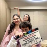 Simran Natekar Instagram - And it’s a wrap @shamunaayeshakhan @dsafary @vissheshh @kartikvijayparida @scorpion_31_oct @licaso_films @ishaan_drums