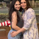 Simran Natekar Instagram - Me and mommy❤️ #dance #challenge #with #mommy
