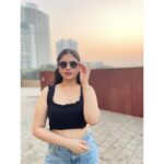 Simran Natekar Instagram - 🖤💙 Top - @zara 🕶 - @rayban Jeans - @zara
