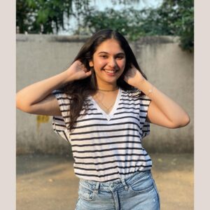 Simran Natekar Instagram - ☀️💋
