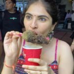 Simran Natekar Instagram – Kala Khatta Aur Kacchha Keri mix ✌🏻 Juhu Beach