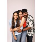 Simran Natekar Instagram - Us ❤️ @vissheshh we missed you #khaatimeethi #dreamteam #team #indianwebseries