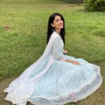 Simran Sharma Instagram – Happy Dussehra!✨✨✨

Wearing this lovely kurta set from @roze.india🦋