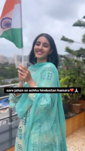 Simrat Kaur Instagram - sare jahan se achha hindustan hamara🥹🙏🏻❤️ Hindustan hai toh hum hai 🙏🏻🙏🏻🙏🏻🙏🏻