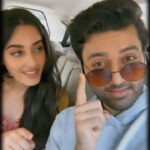 Simrat Kaur Instagram - Countdown to First Day First Show begins… tayyar hain aap? Jeetey aur Muskaan toh tayyar hain 😎 #Gadar2 bade parde par 11 August .. Independence day Weekend 🇮🇳