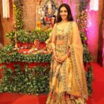 Simrat Kaur Instagram - Blessed ❤️🙏🏻🧿Thankful 📸 @by.manish 👗 @archanakochharofficial Mumbai, Maharashtra
