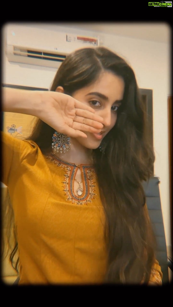 Simrat Kaur Instagram - Obsessed ❤️ with this song #reelsinstagram #explorepage