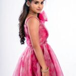 Sivaangi Krishnakumar Instagram - Its La La Heartu Nikkala Day!🕺💃🏻🕺💃🏻 Outfit @styl_chennai Styled by @ziya_hadhijath @preciba_jenifer Makeup @arupre_makeup_artist Photo @mathu_tissa