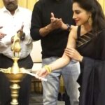 Smita Gondkar Instagram – FPJ नवशक्ति – इको गणेशा बीएमसी पुरस्कार सोहळयाची खास क्षणचित्रं
विशेष अतिथी- लोकप्रिय अभिनेत्री स्मिता गोंदकर 💐💐💐

#freepressjournal #navshakti #bmc #ecoganesha #fpjecoganesha #awards #smitagondkar