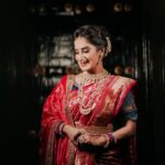 Smita Gondkar Instagram – Celebrating the true essence of Nauvari Saree✨🪷
.
.
.
Makeup & Hair : @goldentouchstudio_makeupartist 
Photography : @mukesh_narkar.in 
Outfit : @royaltasta
Jewels : @chandrakalm_jewellery
Venue : @beltungwada
.
.
.
#smitagondkar #smittens #ganeshchathurthi #ganeshfestival #ganpati2023 #FestiveMakeup #DivineBeauty #EthnicGlam #IndianFestivalLook #TraditionalMakeup #SpiritualBeauty #VibrantHues #CulturalGlam #punemakeup #punemakeupartist #puneblogger #punebrides #makeupcourses #ganeshchaturthi #ganeshutsav #ganeshfestival2023 #ganapatibappamorya #navari #navarisaree #punebrides #punemakeupartist #punemakeupartist❤️
