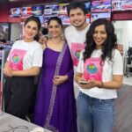 Smita Gondkar Instagram – ❤️❤️❤️
@veenie.j 💕
@smita.gondkar 💕
@tirrtha 💕 
@iamchiragpatil 💕