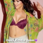 Smita Gondkar Instagram - My love @smita.gondkar 💜💜💜 words cannot express how much i love you.🥺🫶🧿…. HAPPY BIRTHDAY Diiii #smitagondkar . . . #smitagondkarqueen #smitagondkarfan #smittens #loveyou #birthday #birthdaywishes #birthdaygirl Mumbai - The City of Dreams