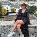 Smita Gondkar Instagram – The little joys of chasing sunsets☀️❤️ 
.
.
.
Styling : @richa_r29
.
.
.
#smitagondkar #smittens #travel #traveldiary #trip #wanderer #vacationmode #workmode #explorepage #trending #instagram #sunset #sunsetphotography #travelsunsets #sunsetlovers #sunsets #beautifulsunsets #travelgram