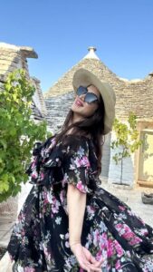 Smita Gondkar Instagram - Wanderlust Chronicles
.
.
Outfit Stylist : @richa_r29 @style__inn
.
.
.
#smitagondkar #smittens #travel #traveldiary #trip #wanderer #explorepage #trending #instagram