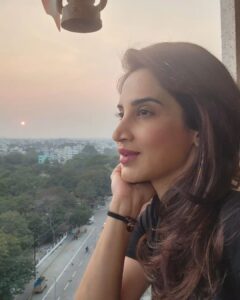 Smita Gondkar Instagram - Happy Mornings 🌞🌞
.
.
.
#smitagondkar #smittens #outfit #ootd #metime #wanderer #selflove #morning #happymorning #sun #explorepage #trending #instagram